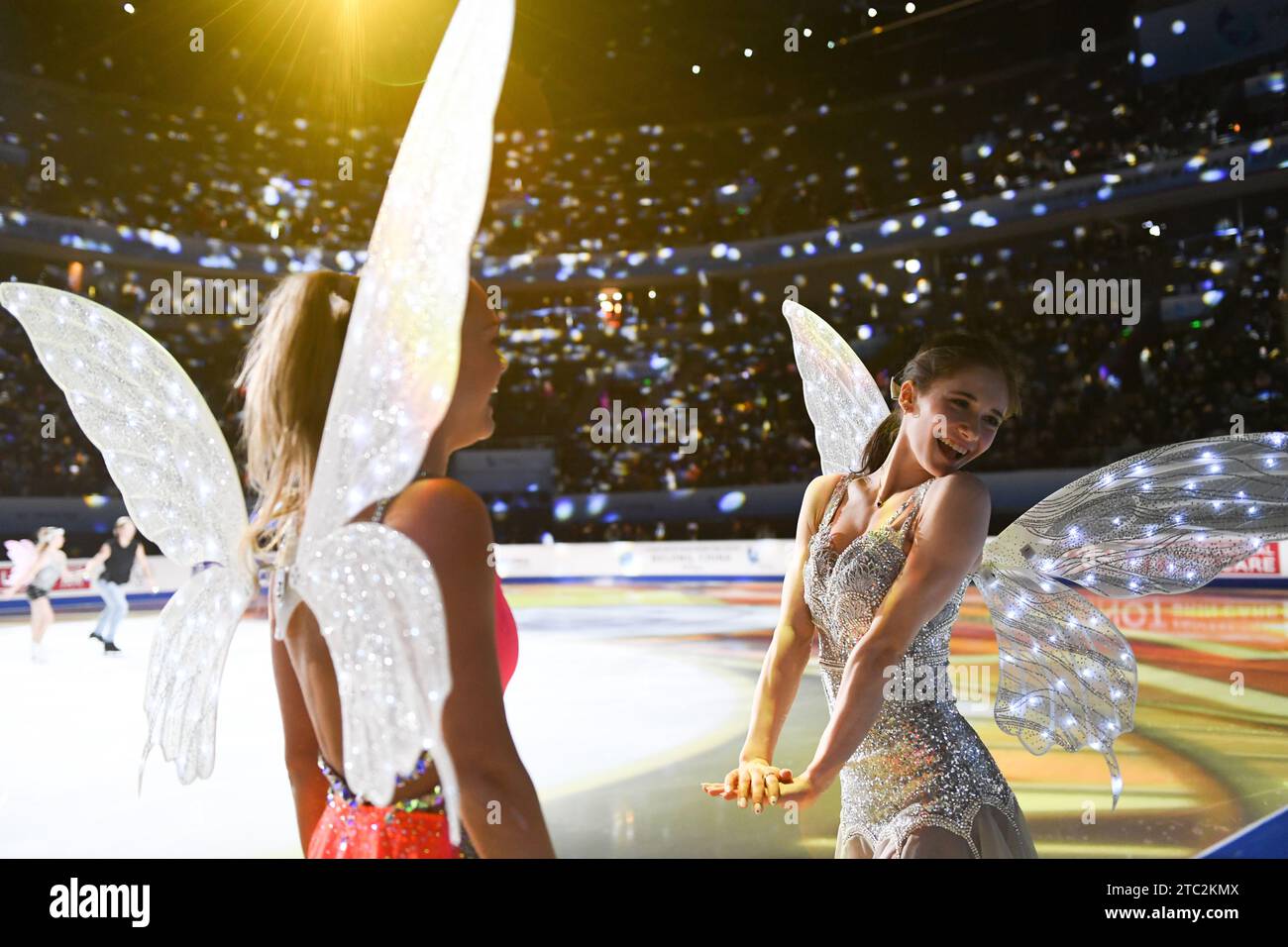 Beijing, China. 10th Dec, 2023. Isabeau Levito (R) of the United States performs during the