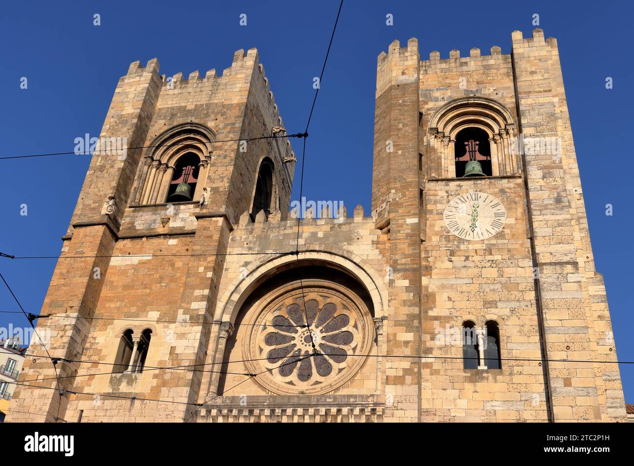 The Cathedral of Saint Mary Major, often called Lisbon Cathedral or the Sé, the oldest church in the city,  the seat of the Patriarchate of Lisbon Stock Photo