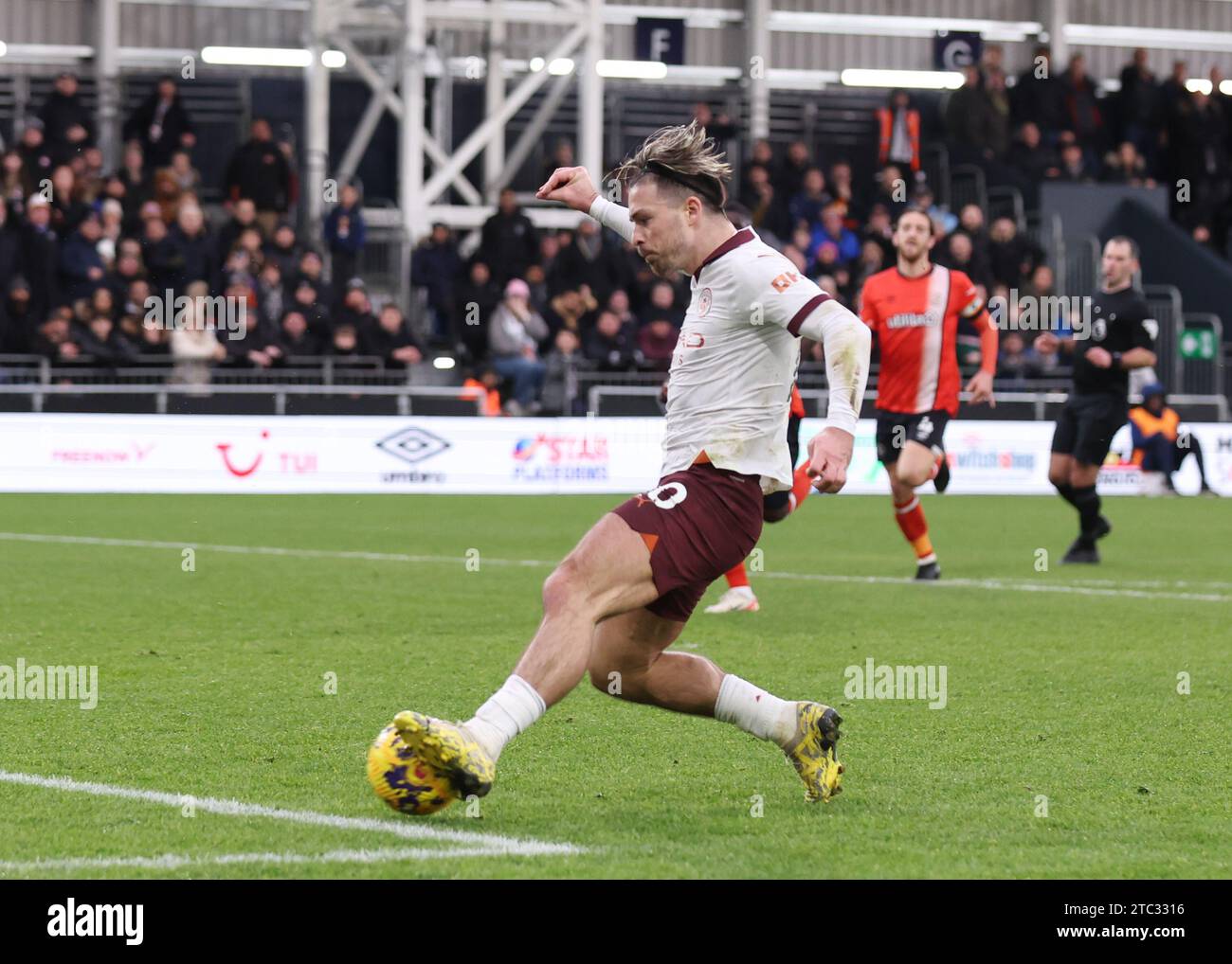 Luton UK 10th Dec 2023 Jack Grealish Of Manchester City Scores luton-uk-10th-dec-2023-jack-grealish-of-manchester-city-scores