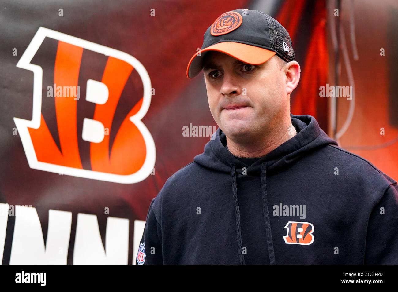 Cincinnati Bengals head coach Zac Taylor walks to the field before an