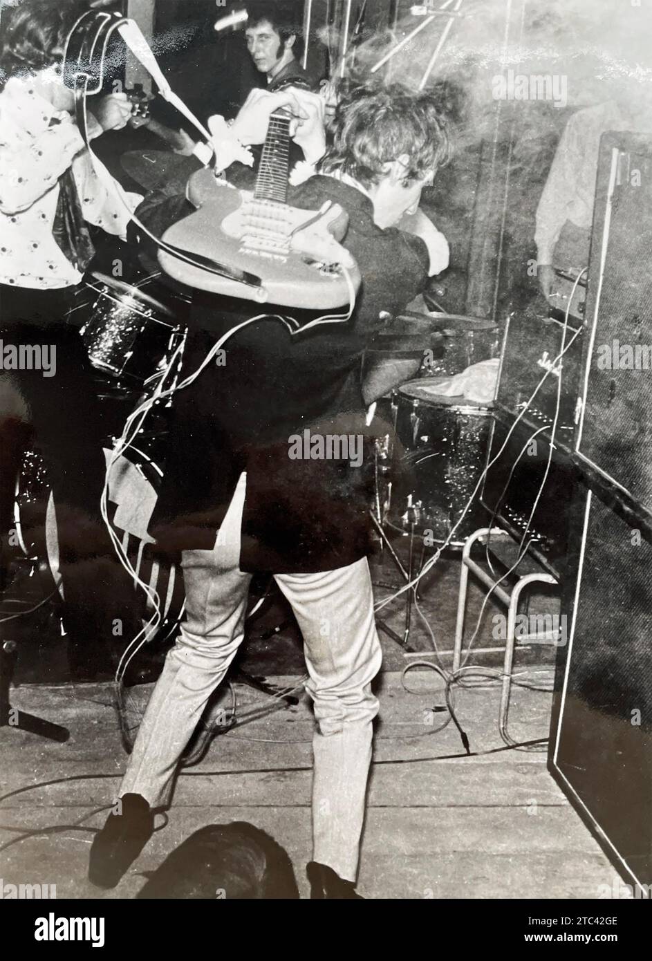 THE WHO  Pete Townshend smashes his guitar on stage in1967 Stock Photo