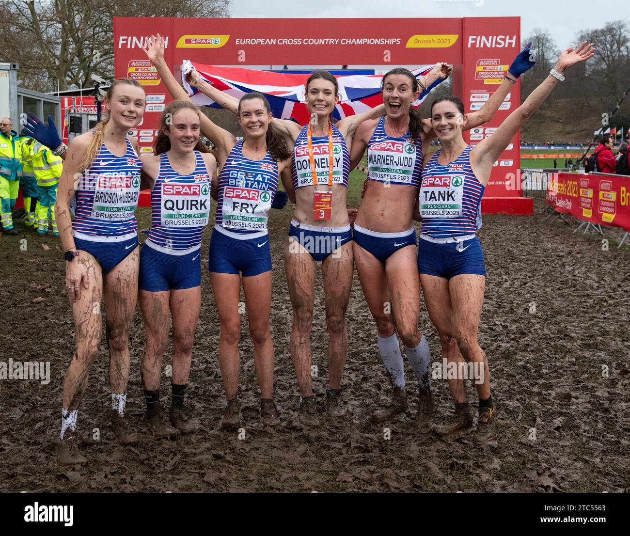Brussels, Belgium. 10th Dec, 2023. Niamh Bridson-Hubbard, Amelia Quirk, Izzy Fry, Abbie Donnelly, Jessica Warner-Judd and Poppy Tankin of Great Britain & NI  celebrate after wining team gold in the women’s senior race at the SPAR European Cross Country Championships, Laeken Park in Brussels, Belgium on 10th December 2023. Photo by Gary Mitchell Credit: Gary Mitchell, GMP Media/Alamy Live News Stock Photo