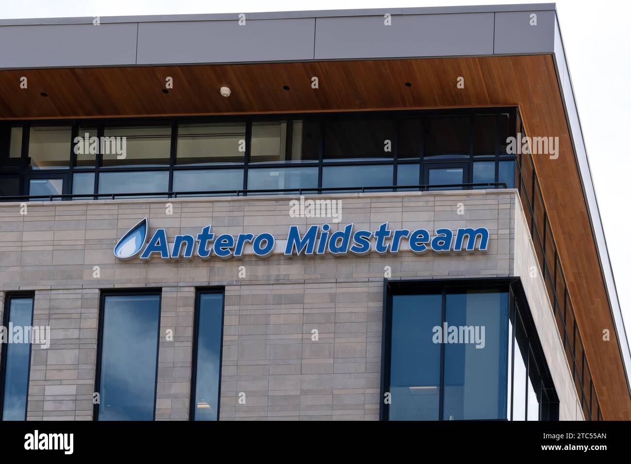 Midstream gas hi-res stock photography and images - Alamy