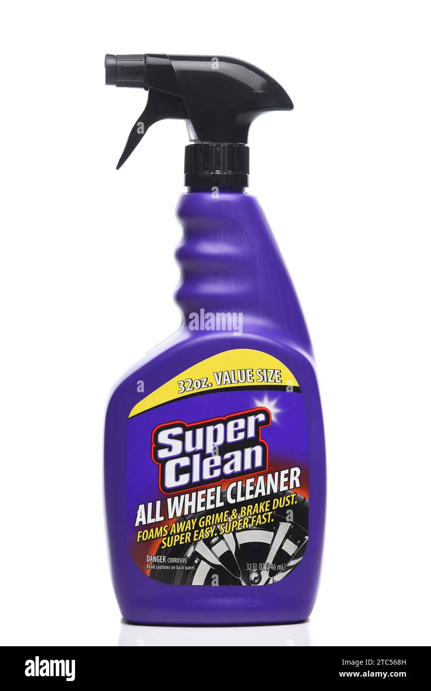 IRIVNE, CALIFORNIA - 10 DEC 2023: A plastic spray bottle of Super Clean All Wheel Cleaner. Stock Photo