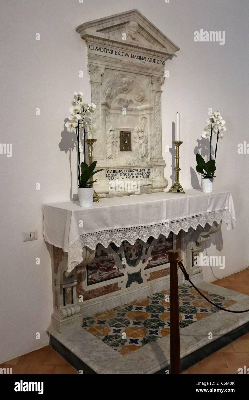 Maratea - Tabernacolo cinquecentesco nella Basilica di San Biagio Stock Photo