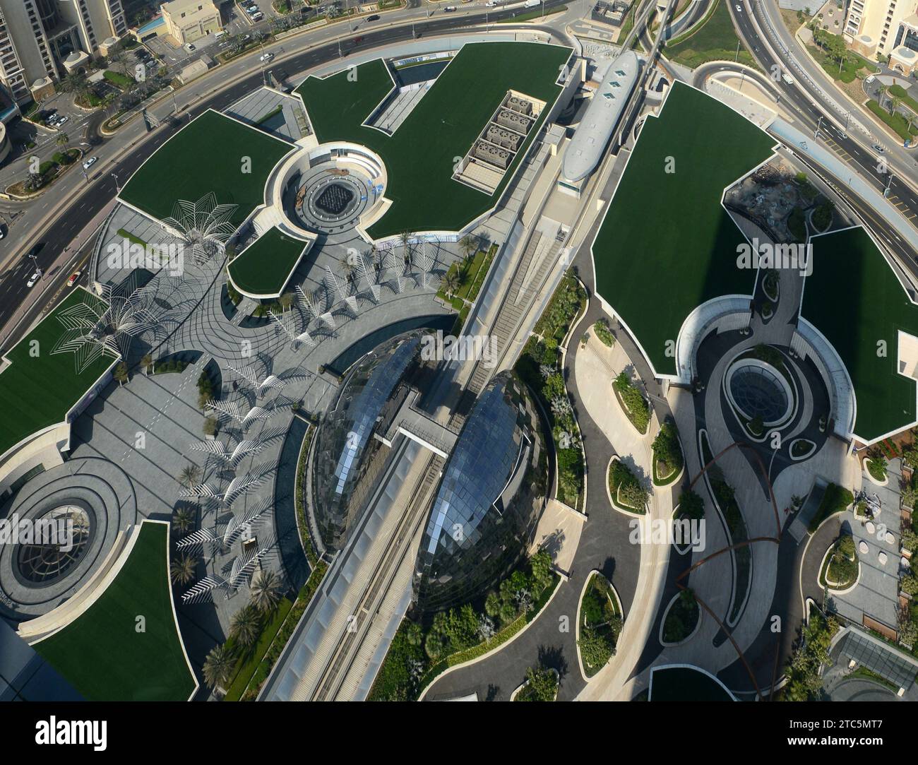 Looking down at the rooftop of the Nakheel Mall from the View at the Palm, Palm Jumeirah, Dubai, UAE. Stock Photo
