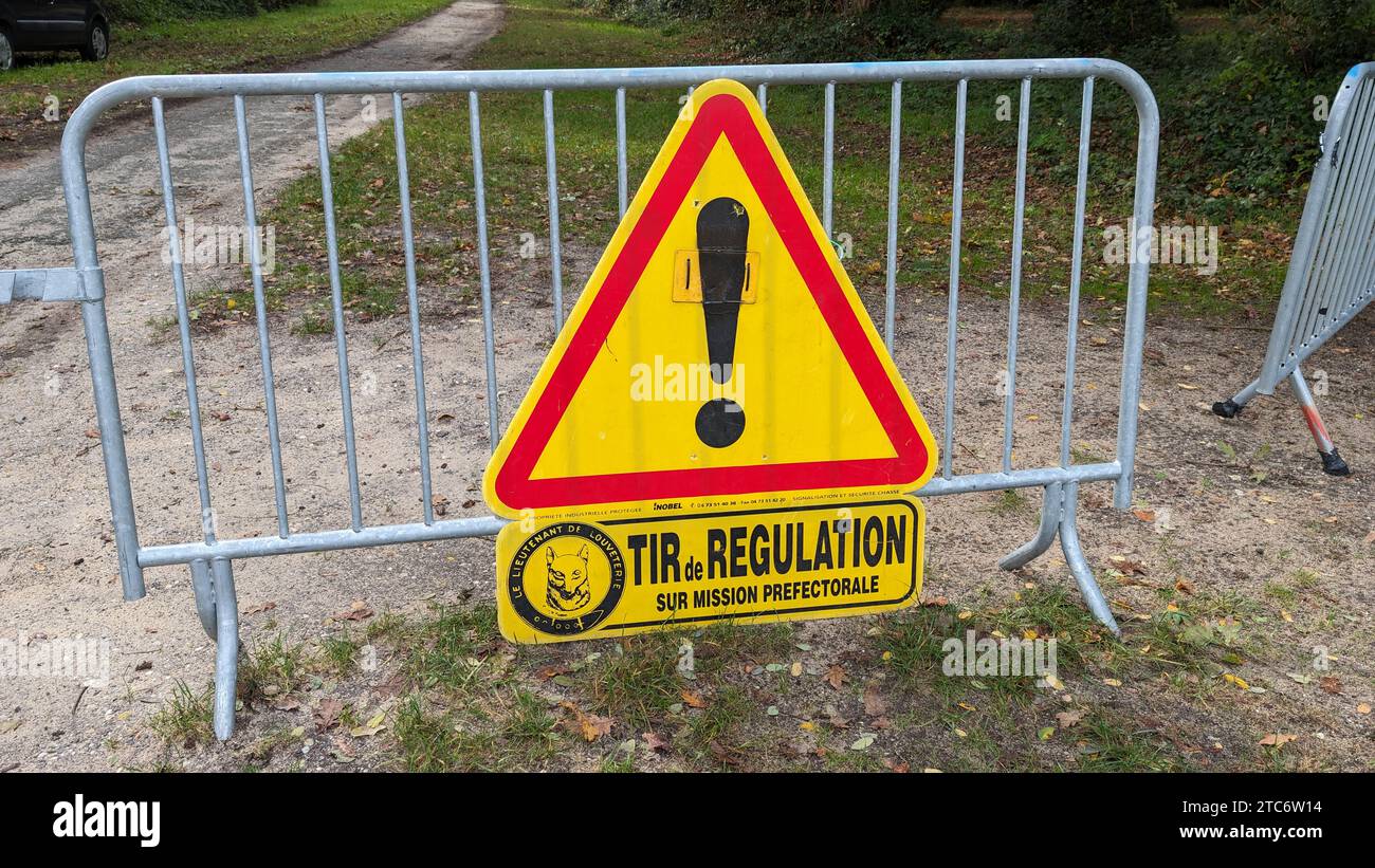 Bordeaux , France 11 20 2023 tir de regulation french sign text on
