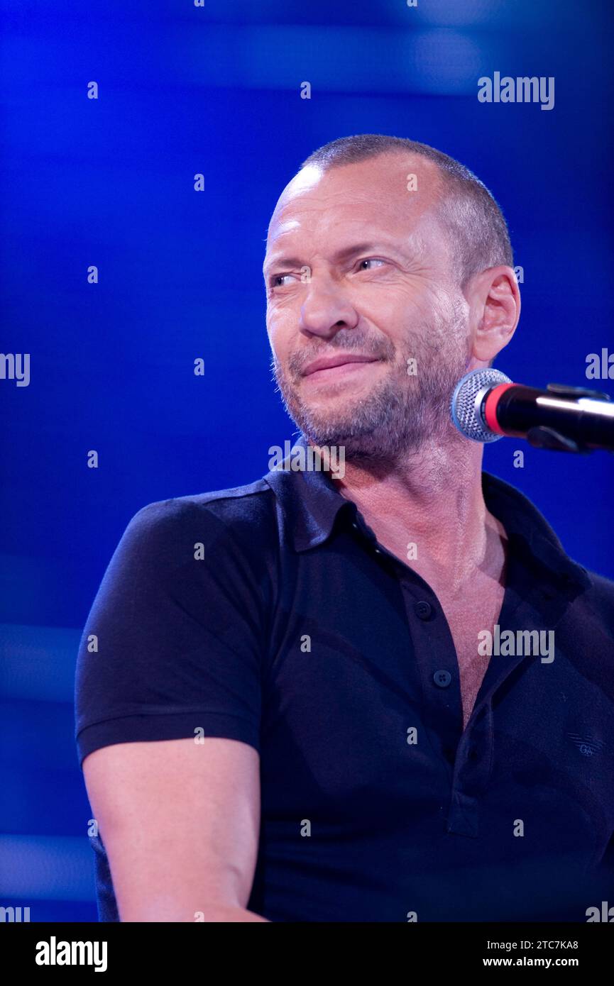 Biagio antonacci 2009 hi-res stock photography and images - Alamy