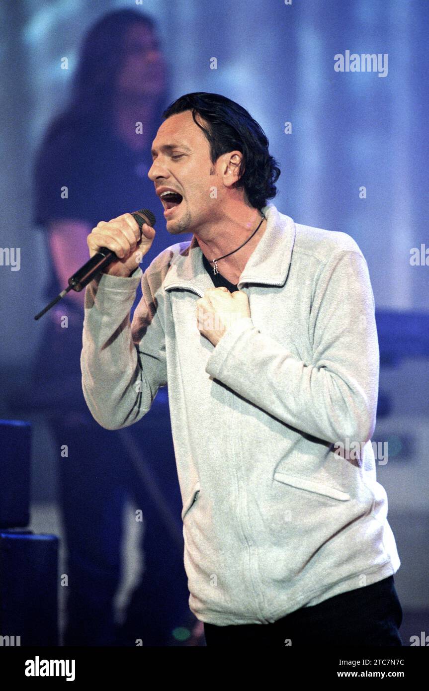 Milan Italy 1999-05-22 : Biagio Antonacci, Italian singer, during live concert at the Superclassifica Show Stock Photo