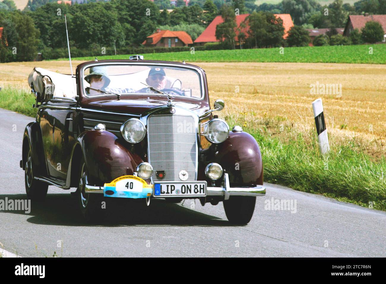 Von der ADAC - Niedersachsen- Classic 2007. Hier Mercedes Benz 170 S BC Bj. 1950 - auf der L444 zwischen Bad Nenndorf/Reinsen und Stadthagen am 21.07.2007. *** From the ADAC Niedersachsen Classic 2007 Here Mercedes Benz 170 S BC year 1950 on the L444 between Bad Nenndorf Reinsen and Stadthagen on 21 07 2007 Credit: Imago/Alamy Live News Stock Photo