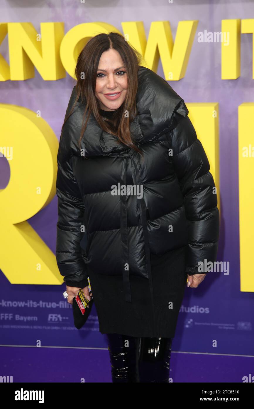 Simone Thomalla attends Berliner Filmpremiere 'Girl You Know It's True' - 05.12.23 Zoo Palast Stock Photo