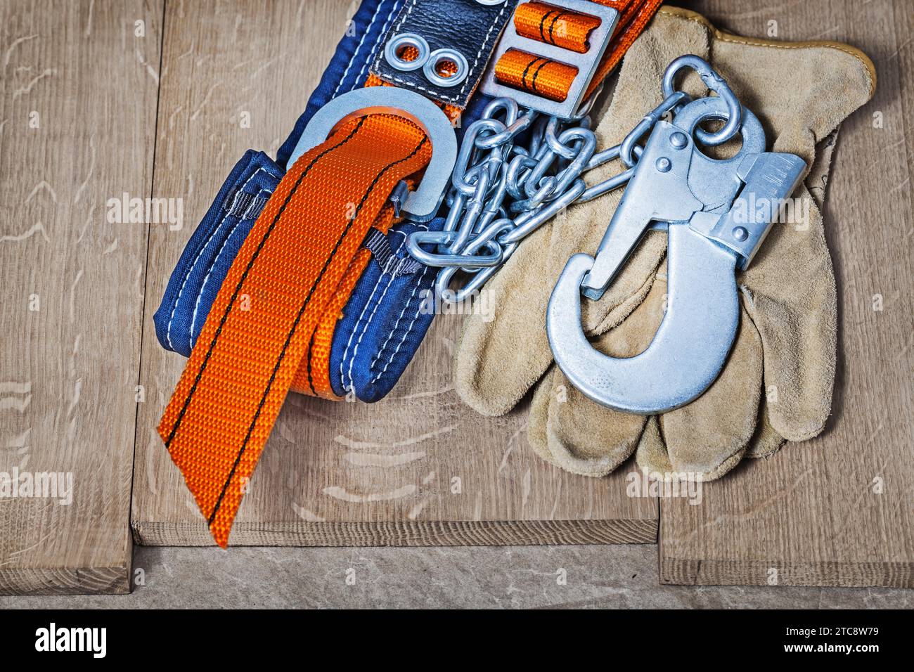 Safety harnesses hi-res stock photography and images - Alamy