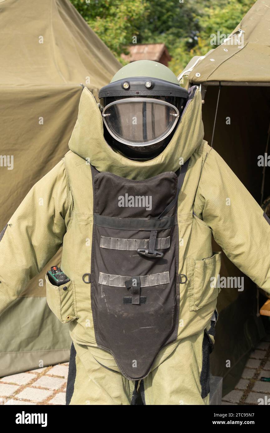 A EOD (Explosive Ordnance Disposal) military protective costume Stock Photo