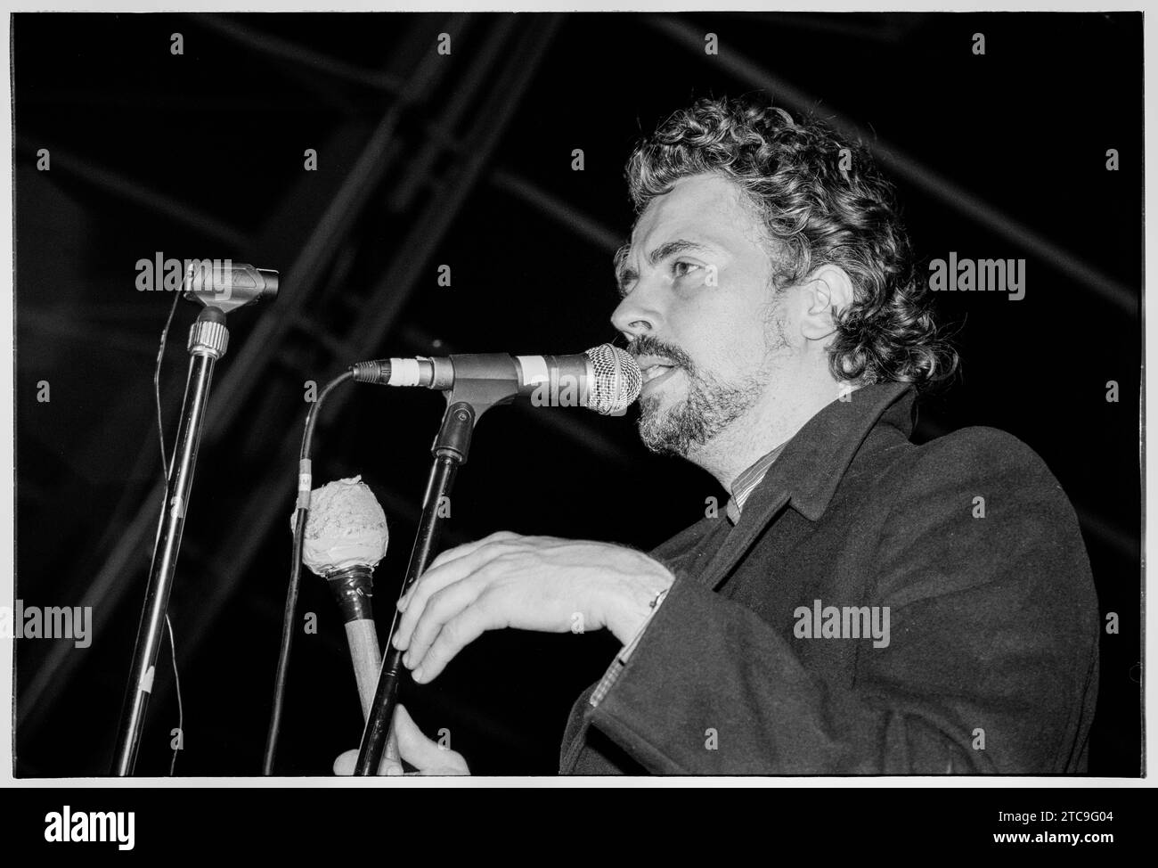 WAYNE COYNE, FLAMING LIPS, 1999: Wayne Coyne of the rock band The ...