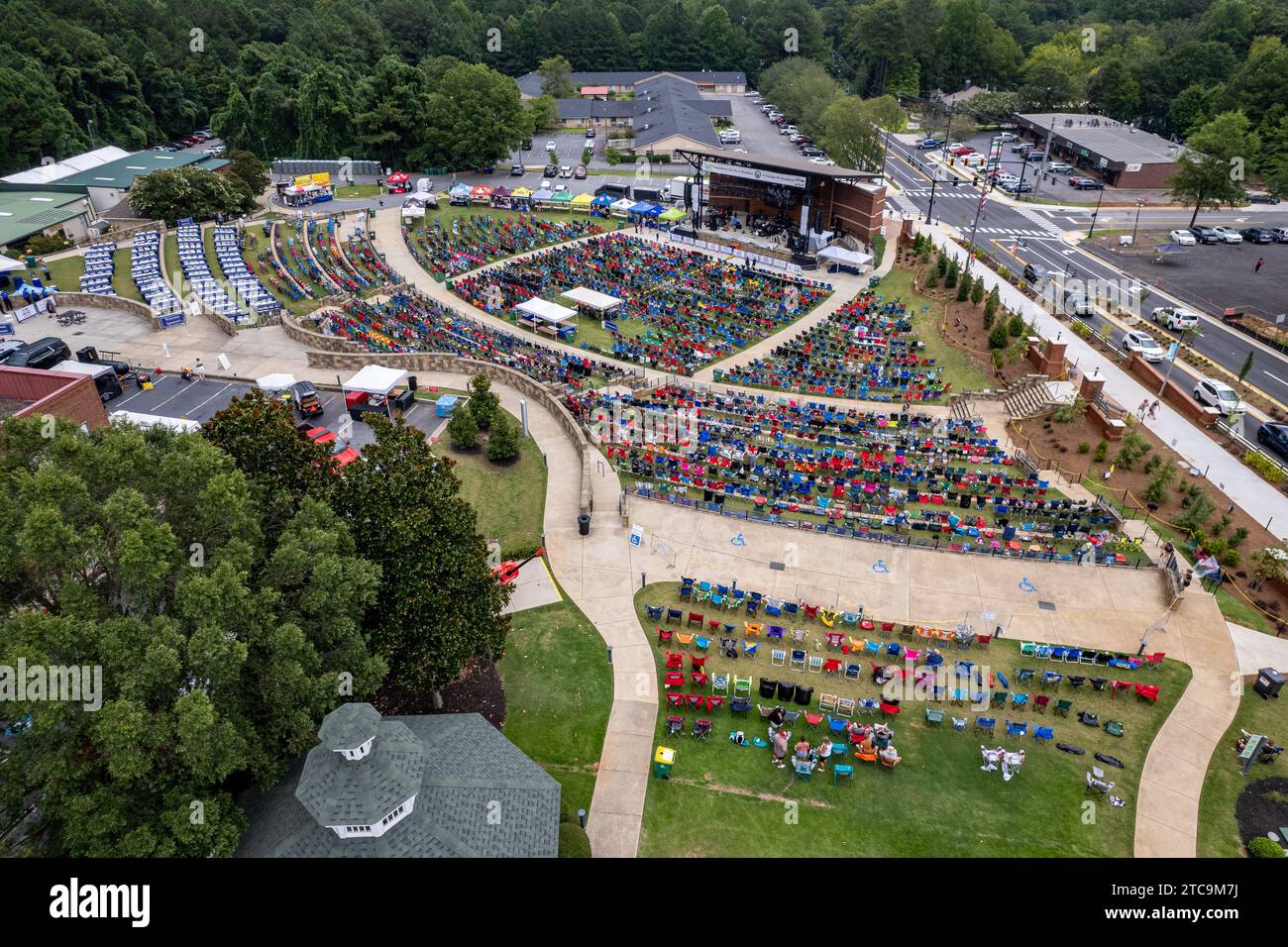 Downtown Woodstock, Georgia amphitheater Stock Photo - Alamy