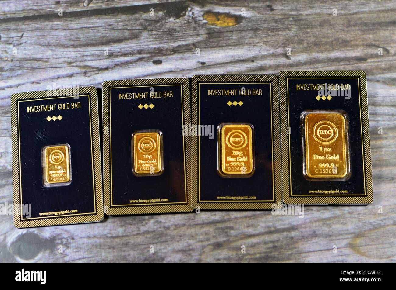 Gold bars bar hi-res stock photography and images - Page 16 - Alamy