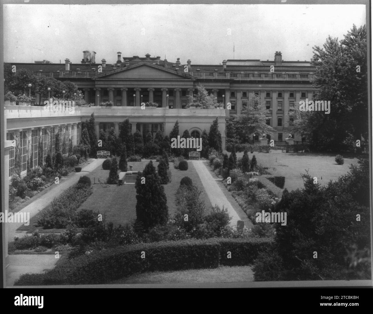 White House, East Colonial Garden (i.e. Southeast flower garden, which ...