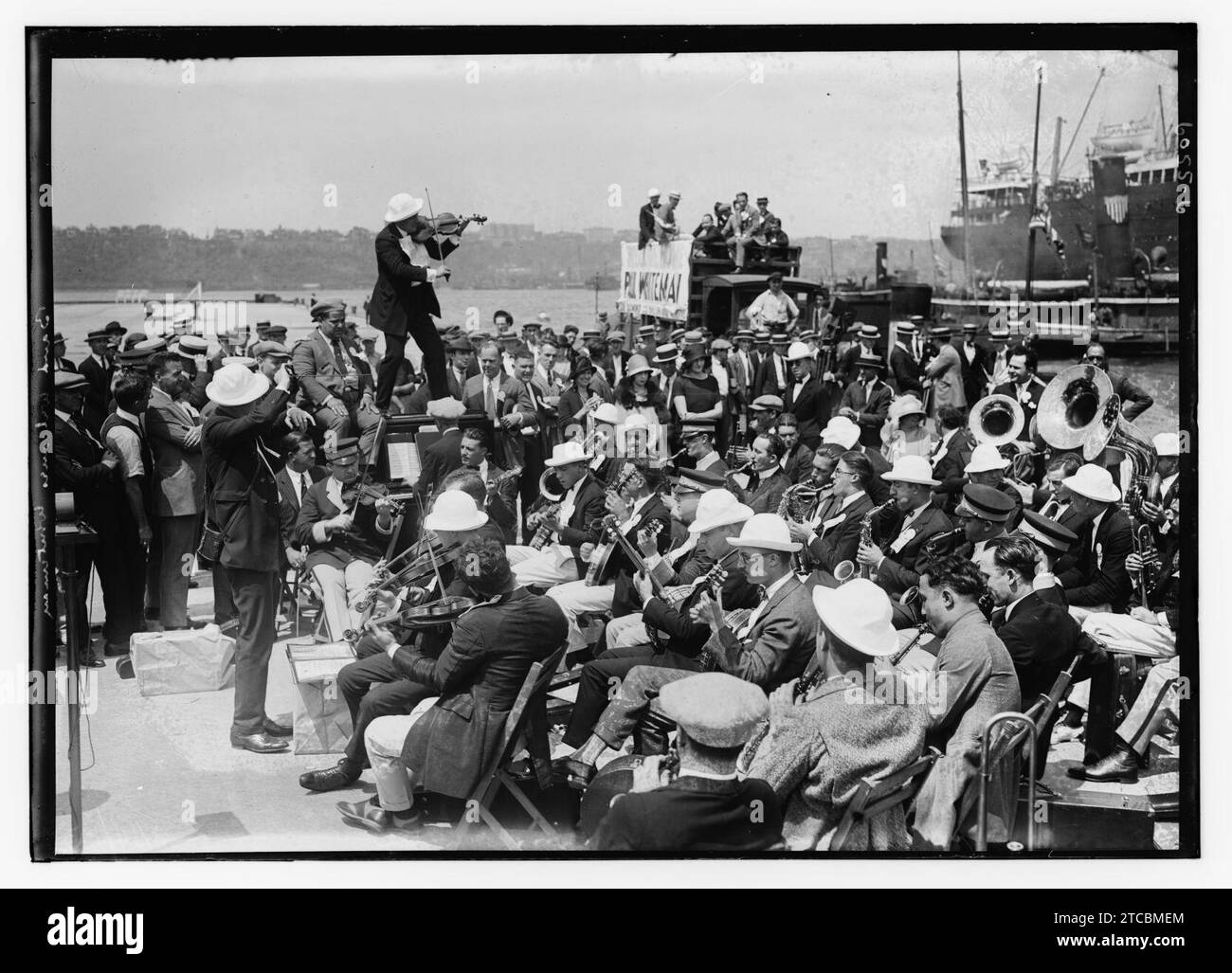 Historic archive band Black and White Stock Photos & Images - Alamy