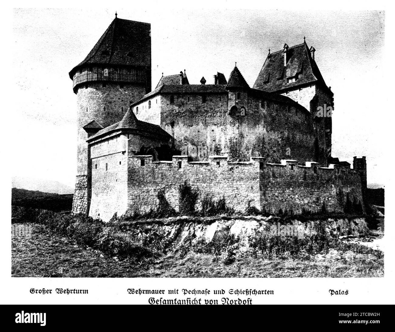 Wiederaufbau Burg Kreuzenstein von NO 1925 dgE. Stock Photo