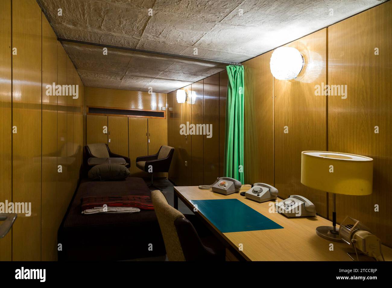 Bunker camouflage hires stock photography and images Alamy