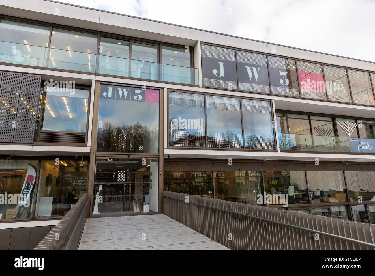 the JW3 Community Centre in London NW3  12/2023 Stock Photo