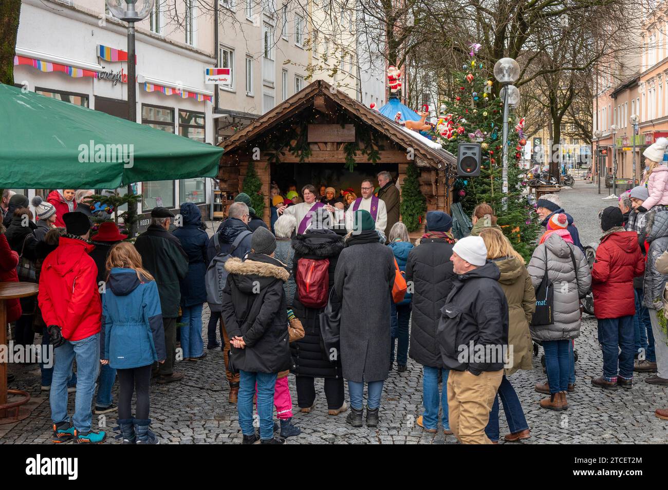 Muenchen, Haidhausen, der Haidhauser Weihnachtsmarkt am Weissenburger ...