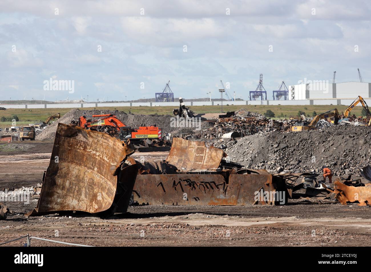 Scrap metal piled up on the site of the old Redcar Steelworks which is being demolished to make way for the development of the Teesworks carbon emissi Stock Photo