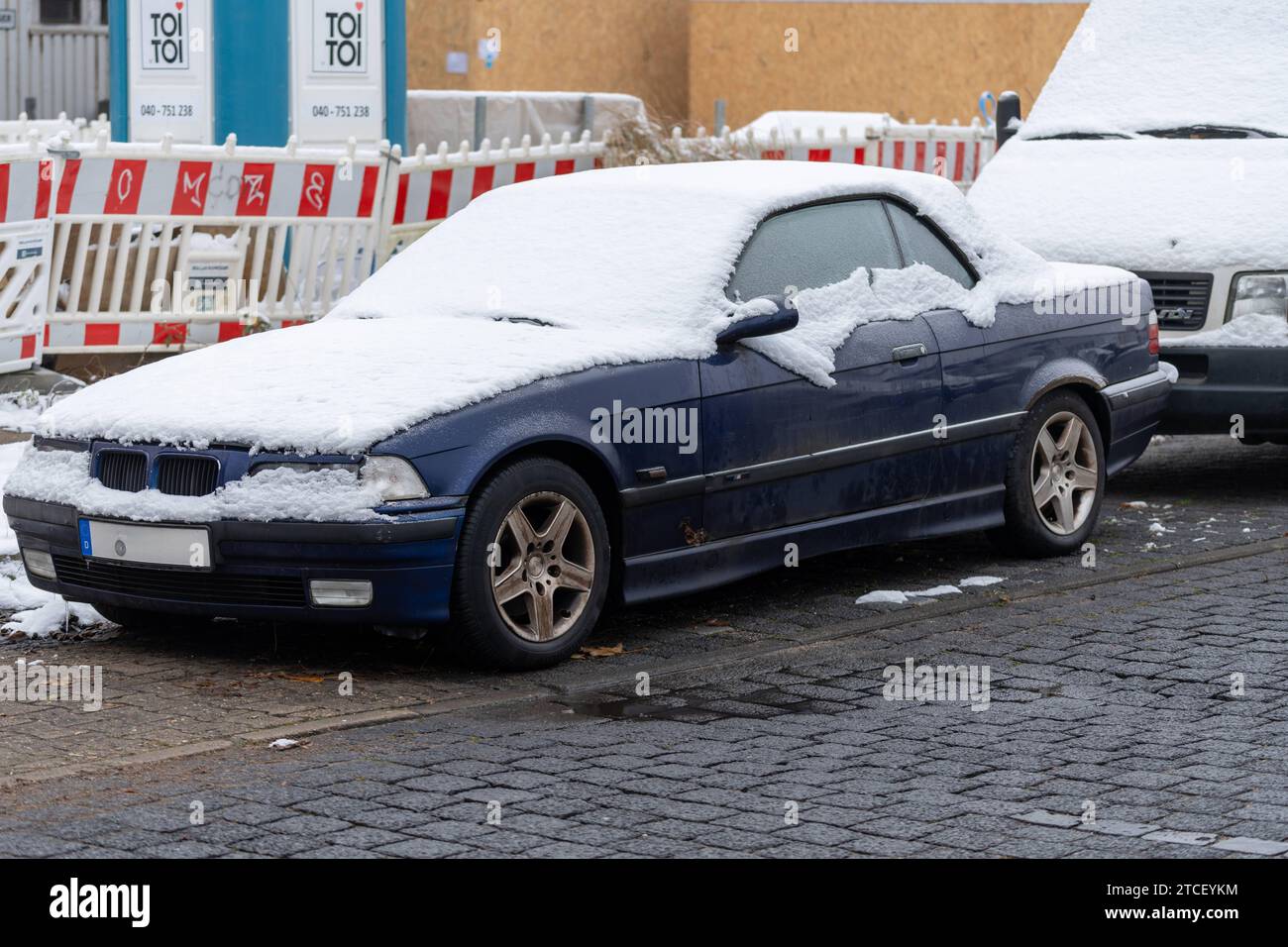 Cabrio verdeck hires stock photography and images Alamy