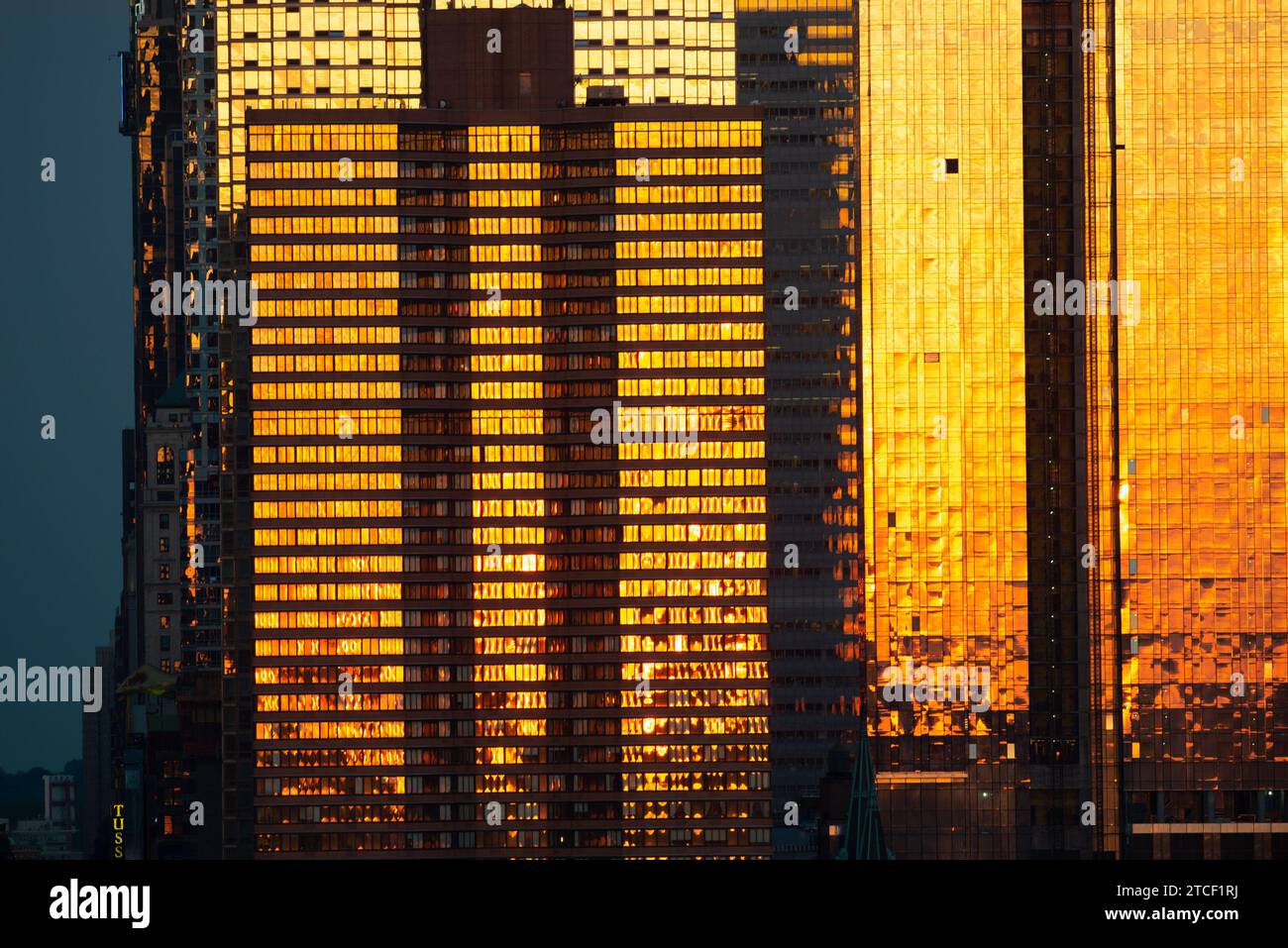 42nd street NYC skyline USA Stock Photo Alamy