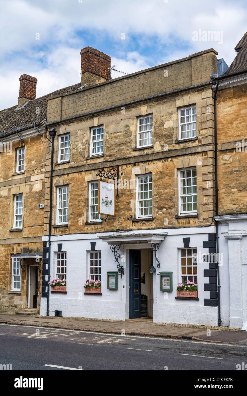 The Marlborough Arms on Oxford Street in Woodstock, Oxfordshire, England, UK Stock Photo