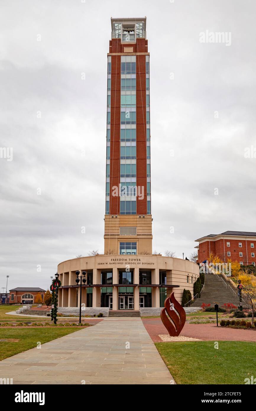 Lynchburg, Virginia - The Freedom Tower at Liberty University. The 17-story tower houses the Rawlings School of Divinity. The private evangelical Chri Stock Photo