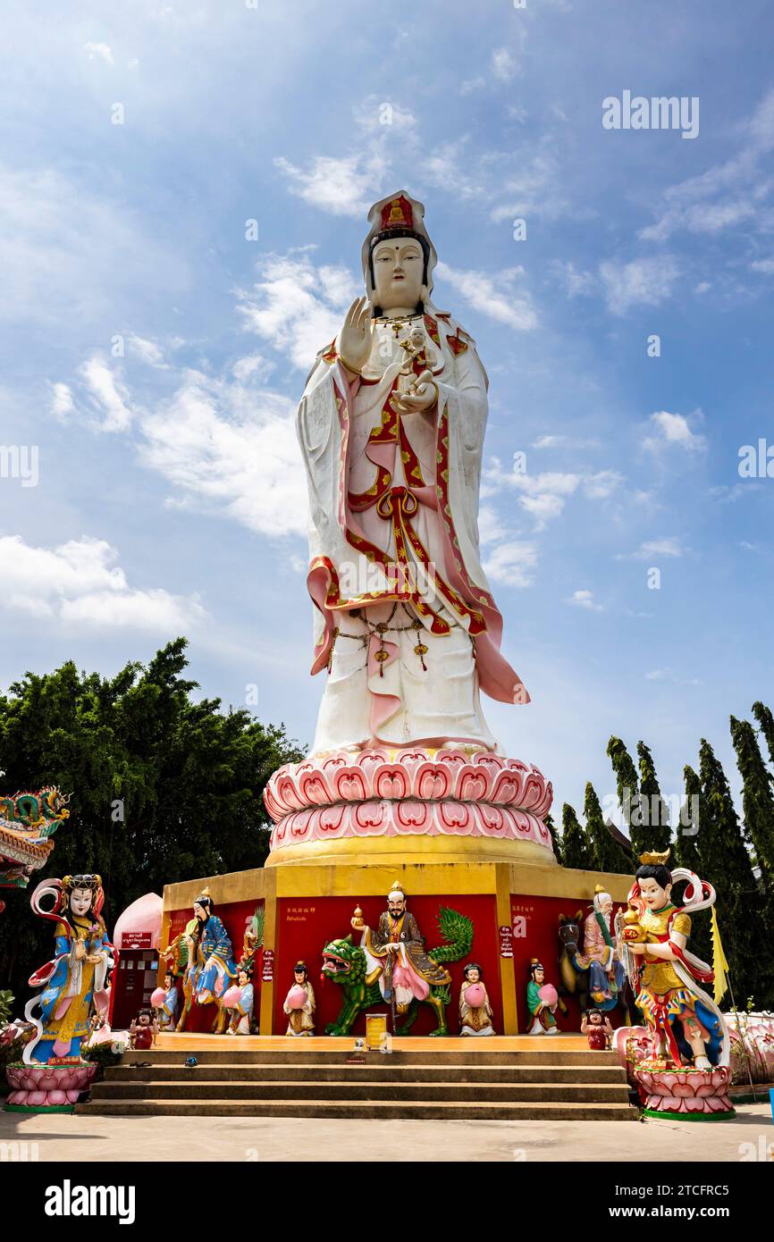Wat Saman Rattanaram, giant statue of Chinese goddess Guan Yin, Chachoengsao, Thailand, Southeast Asia, Asia Stock Photo