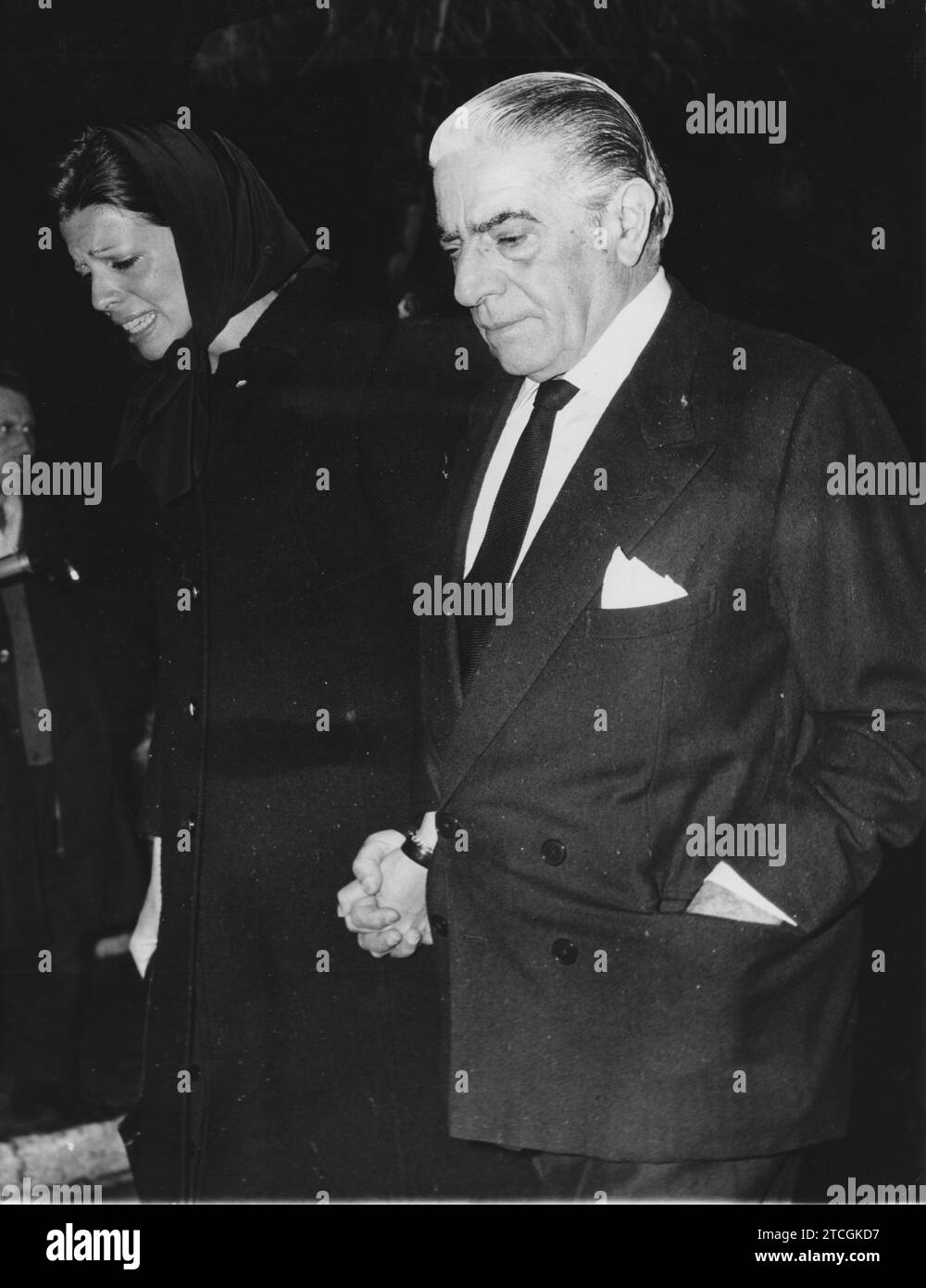 12/31/1972. Funerals for Alejandro Onassis: In the image Aristotle Onassis with his daughter Cristina. Credit: Album / Archivo ABC / Torremocha Stock Photo