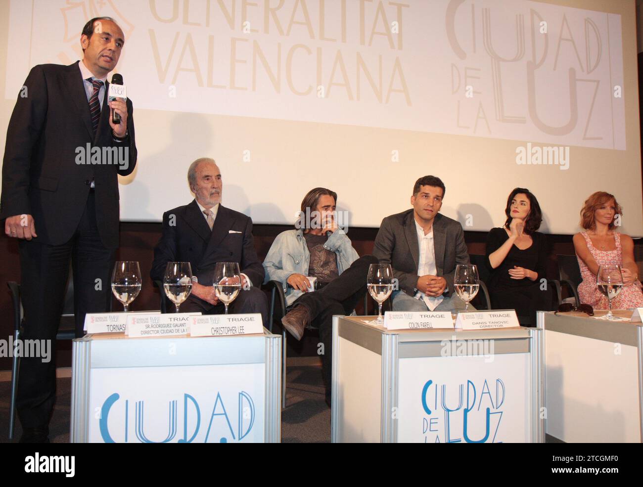 Alicante 05/14/2008 Triage film presentation. Colin Farell, Paz Vega, Christopher Lee, Kelly Relly, director Danis Tanovic and José María Rodriguez Galant Photo Juan Carlos Soler archdc. Credit: Album / Archivo ABC / Juan Carlos Soler Stock Photo