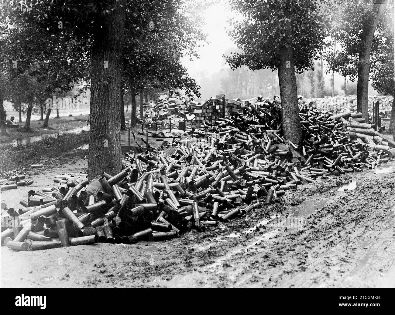 Artillery projectile Black and White Stock Photos & Images - Alamy