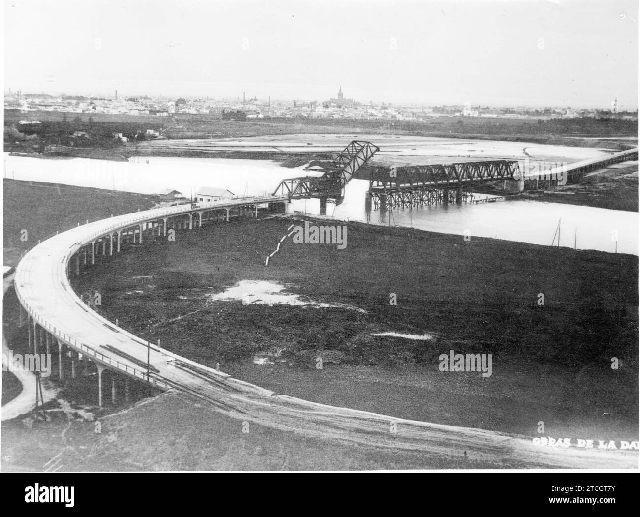 12/31/1931. Dock Works. Bridge and viaduct of San Juan - Approximate date. Credit: Album / Archivo ABC Stock Photo