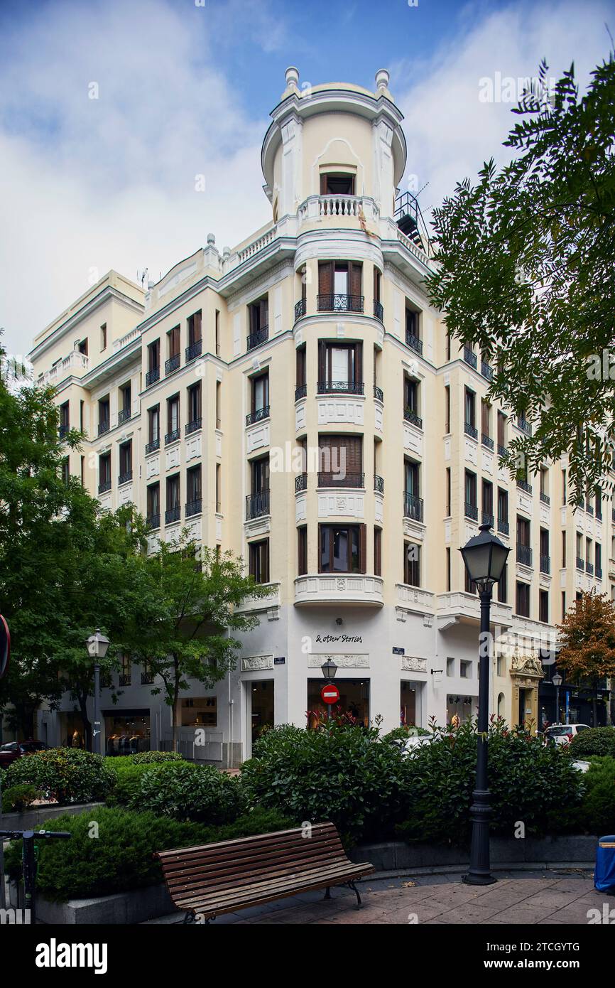 Madrid, 09/24/2021. Calle Hermosilla, 15. Salamanca neighborhood. Building where the Infanta Beatriz Theater was previously located. Photo: Guillermo Navarro. ARCHDC. Credit: Album / Archivo ABC / Guillermo Navarro Stock Photo