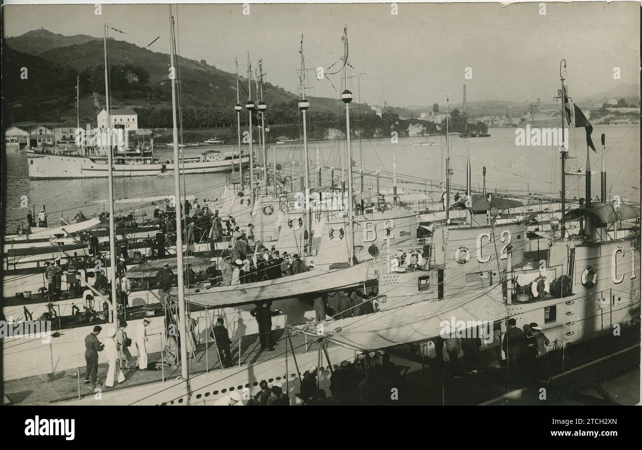 Passages Gupuzcoa 1932 Ca Arrival Of The Spanish Submarine
