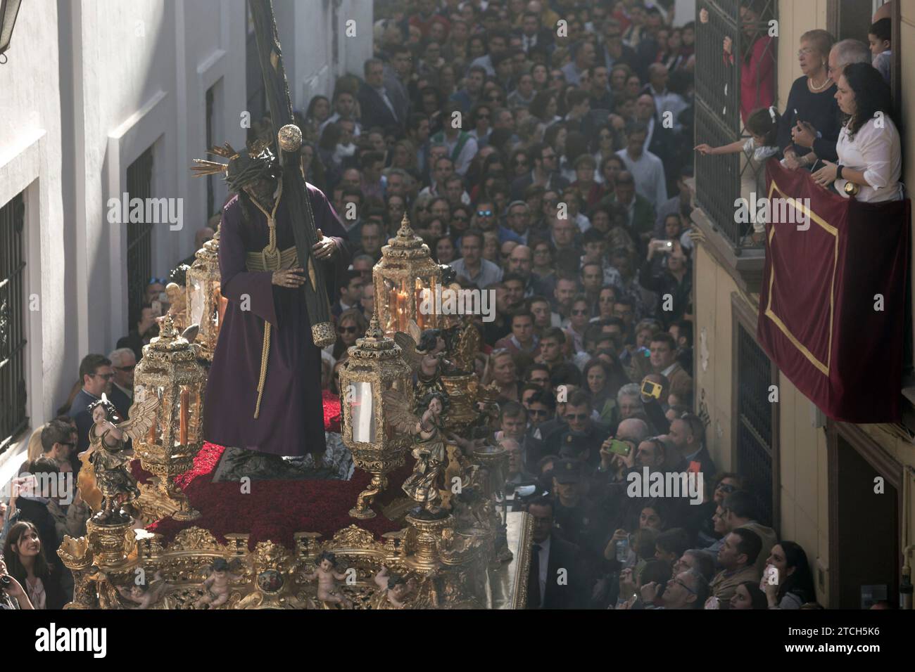 Seville, 11/06/2016. Transfer of Our Father Jesus of the Great Power from the Cathedral to his basilica, in a unique procession for being the jubilee of brotherhoods and brotherhoods in the Year of Mercy. Photo: Juan Flores ARCHSEV. Credit: Album / Archivo ABC / Juan Flores Stock Photo