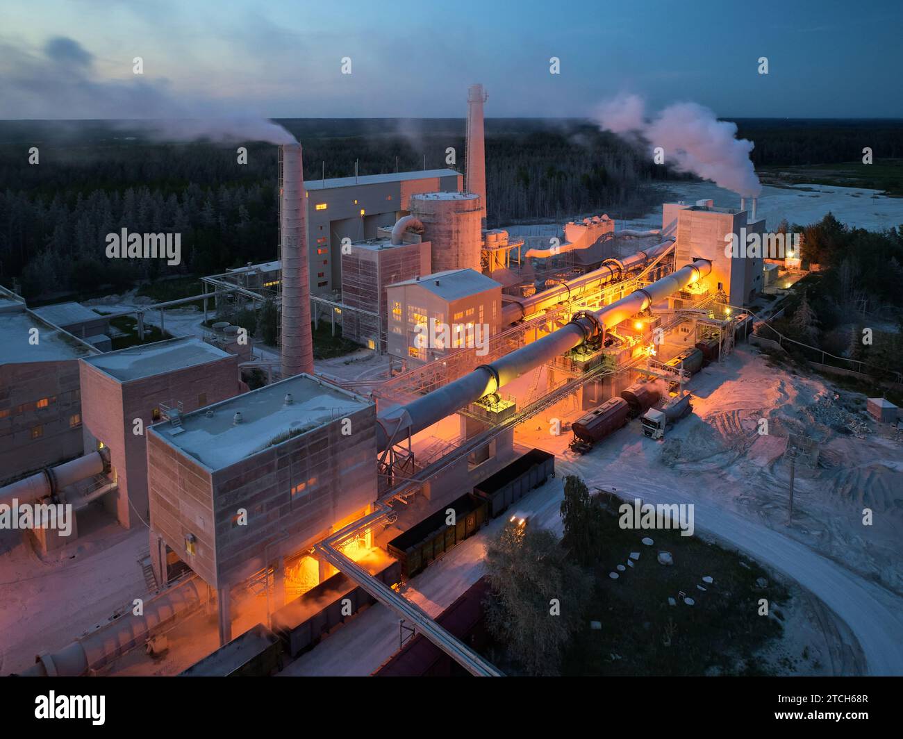 Illuminated factory brick buildings hi-res stock photography and images ...