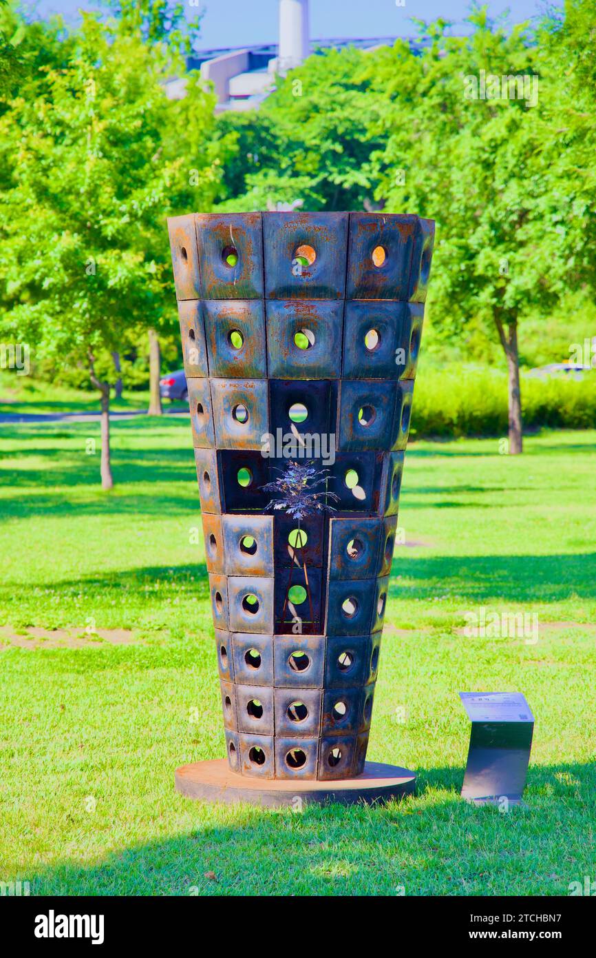 Seoul, South Korea June 2, 2023 A striking threemetertall metal