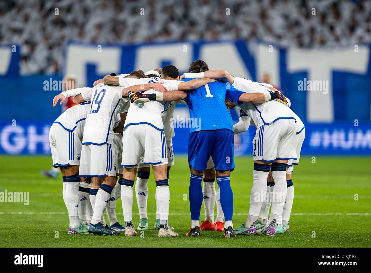 Copenhagen, Denmark. 12th Dec, 2023. The players of FC Copenhagen unite in a huddle during the UEFA Champions League match between FC Copenhagen and Galatasaray at Parken in Copenhagen. (Photo Credit: Gonzales Photo/Alamy Live News Stock Photo