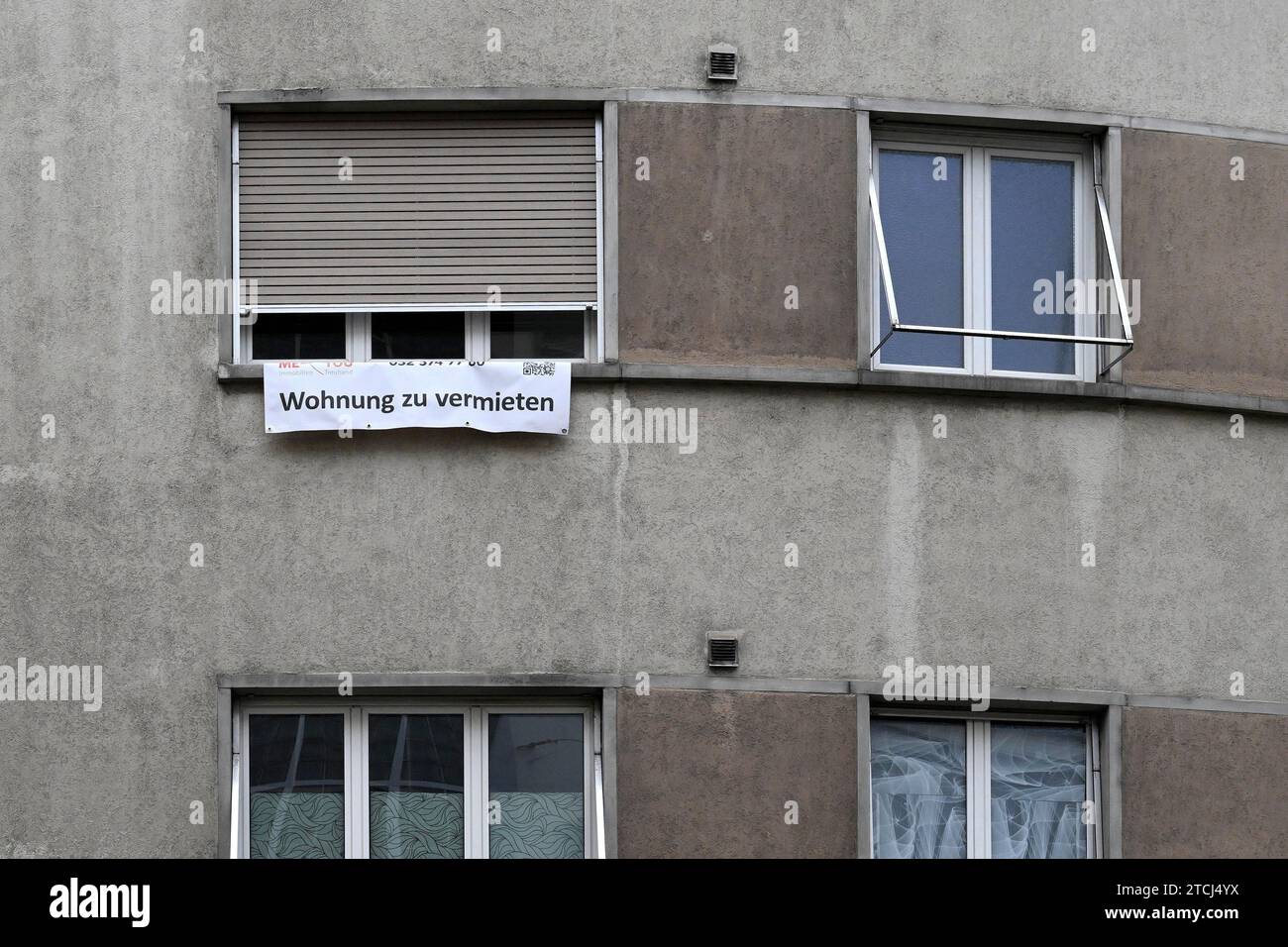 Outdoor lettering hi-res stock photography and images - Alamy