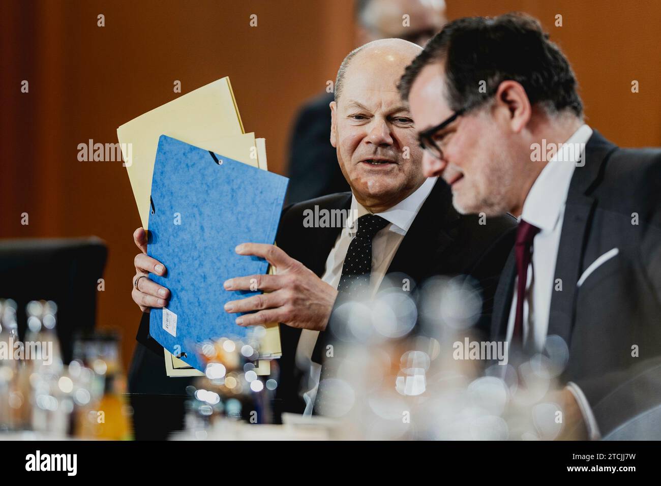 Berlin, Deutschland. 13th Dec, 2023. (LR) Olaf Scholz (SPD), Federal Chancellor, and Wolfgang Schmidt (SPD), head of the Federal Chancellery, taken at the weekly cabinet meeting in Berlin, December 13, 2023. Credit: dpa/Alamy Live News Stock Photo