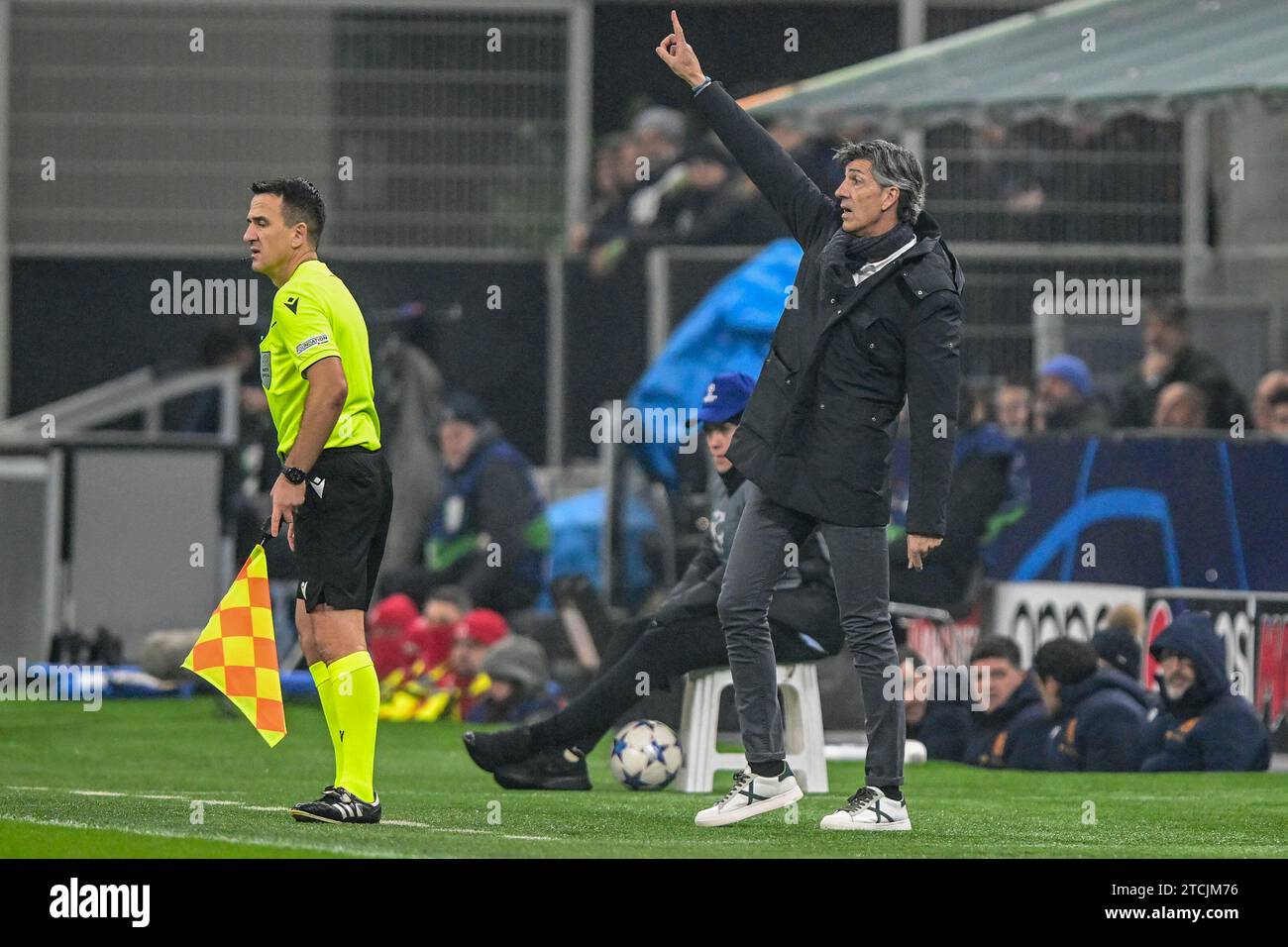 Milano, Italy. 12th Dec, 2023. Head coach Imanol Alguacil of Real Sociedad seen during the UEFA Champions League match between Inter and Real Sociedad at Giuseppe Meazza in Milano. (Photo Credit: Gonzales Photo/Alamy Live News Stock Photo