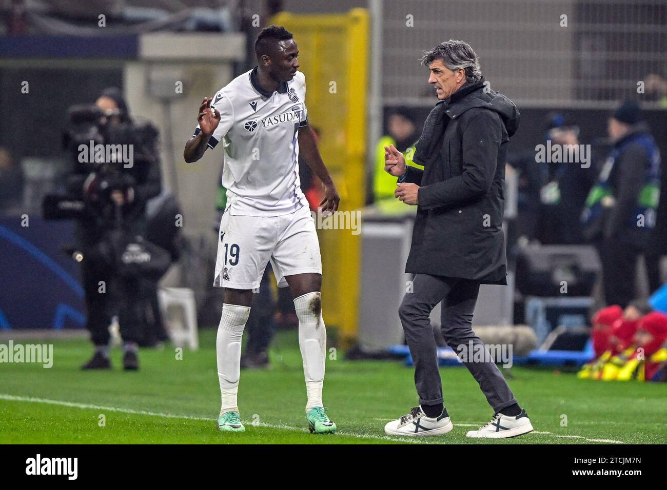 Milano, Italy. 12th Dec, 2023. Head coach Imanol Alguacil of Real Sociedad seen with Umar Sadiq (19) during the UEFA Champions League match between Inter and Real Sociedad at Giuseppe Meazza in Milano. (Photo Credit: Gonzales Photo/Alamy Live News Stock Photo
