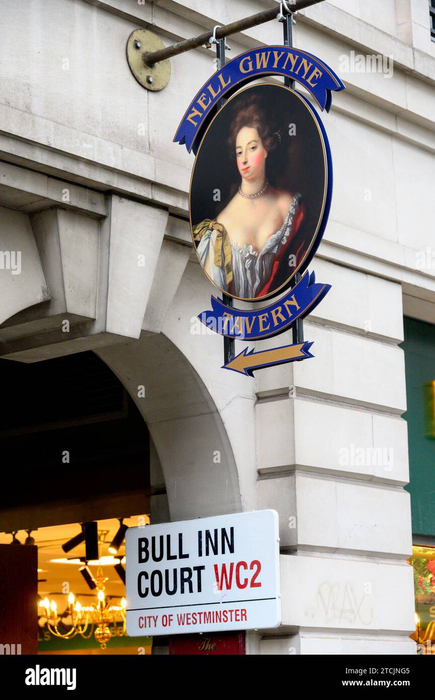 London, UK. Nell Gwynne Tavern in Bull In Court. Sign in the Strand Stock Photo
