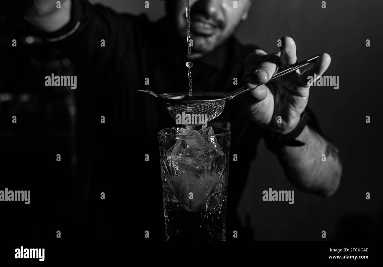 Mixing gin hires stock photography and images Alamy