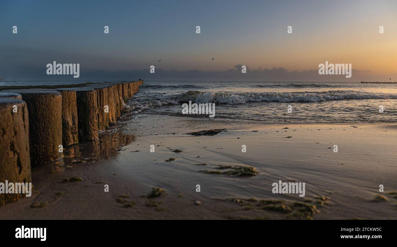 Strand buhnen hi-res stock photography and images - Alamy