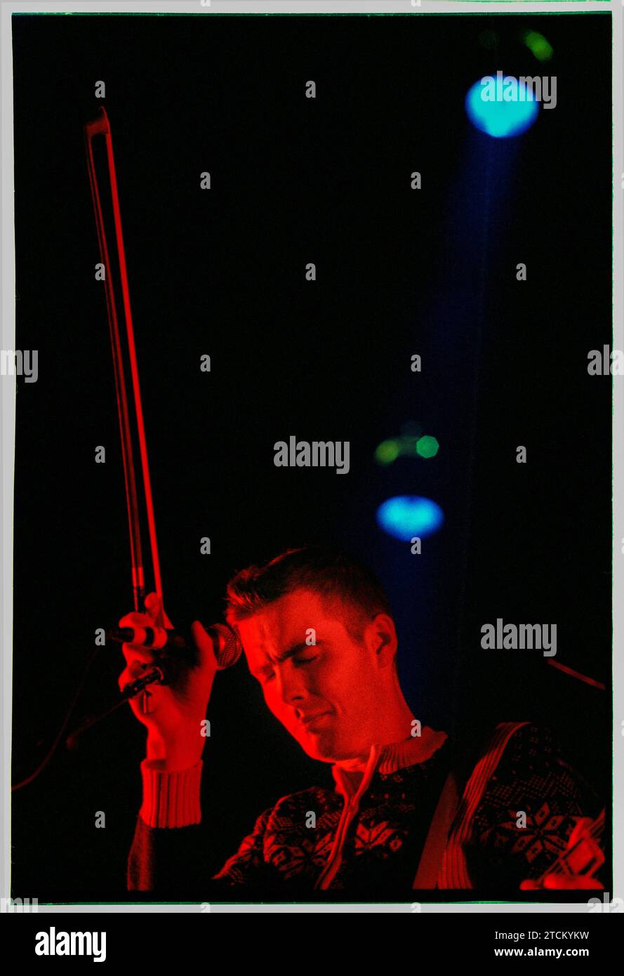 JONSI, SIGUR ROS, KID A TOUR, 2000 A young Jón Þór 'Jónsi' Birgisson